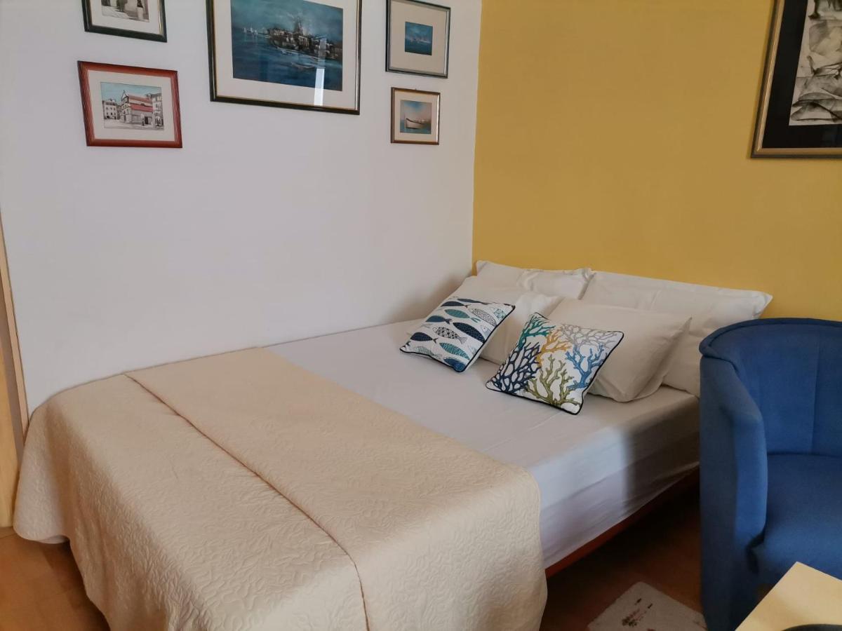 Old Town With Parking Apartment Đảo Pag Ngoại thất bức ảnh