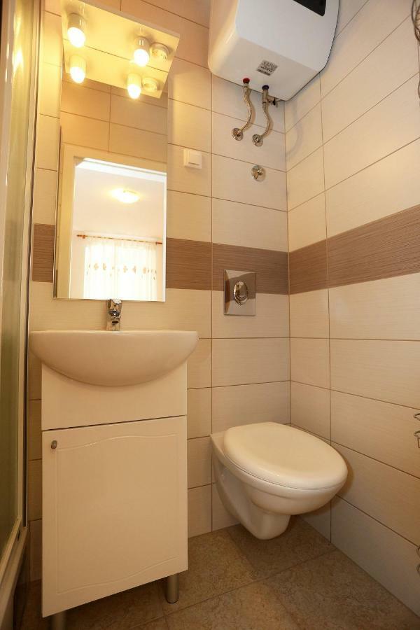 Old Town With Parking Apartment Đảo Pag Ngoại thất bức ảnh
